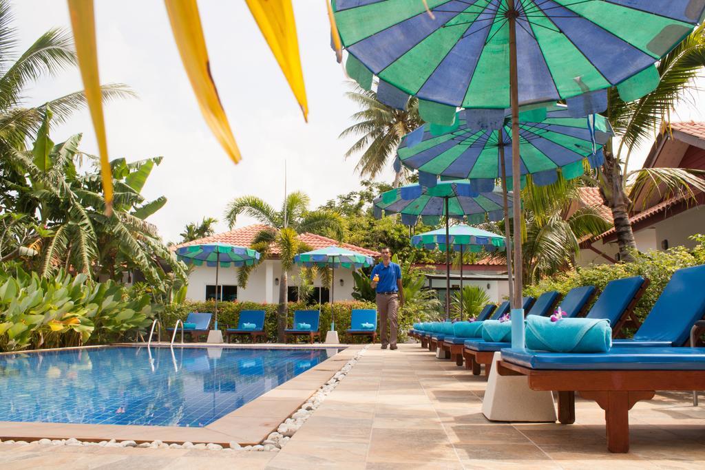 Bangtao Varee Beach Пляж Банг Тао Экстерьер фото